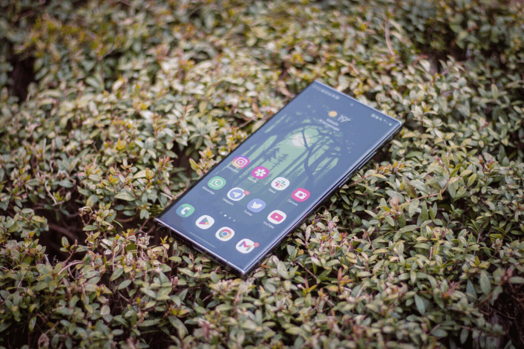 El Mejor Móvil Gama Alta 2025: Análisis y Comparativa Definitiva 2 El Mejor Móvil Gama Alta 2025